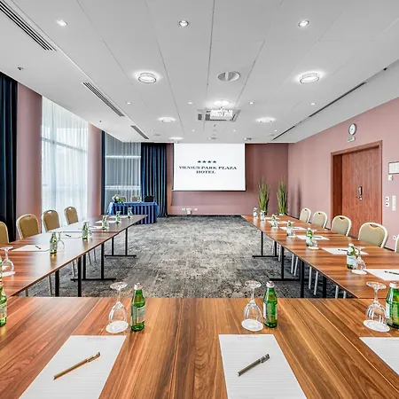 Park Plaza Hotel, Restaurant & Terrace, Panorama Bar, Conference & Banquet Center 4*