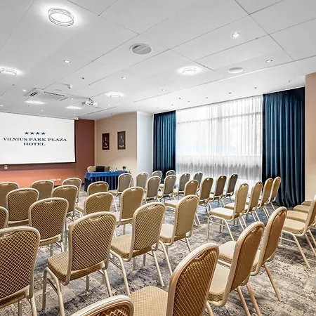 Park Plaza Hotel, Restaurant & Terrace, Panorama Bar, Conference & Banquet Center 4*