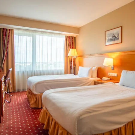 Park Plaza Hotel, Restaurant & Terrace, Panorama Bar, Conference & Banquet Center Vilnius