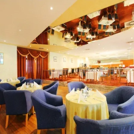 Szálloda Park Plaza Hotel, Restaurant & Terrace, Panorama Bar, Conference & Banquet Center Vilnius