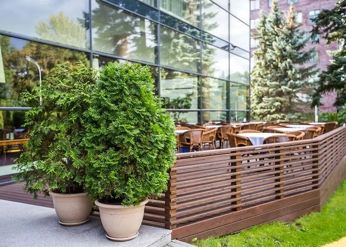 Hotel Park Plaza & Spa, Restaurant, Panorama Bar, Conference & Banquet Center Vilnius