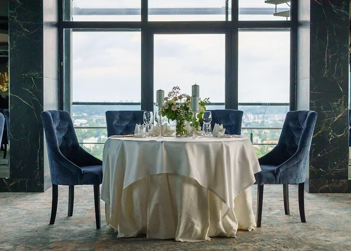 Park Plaza Hotel&spa, Restaurant, Panorama Bar, Conference&banquet Center