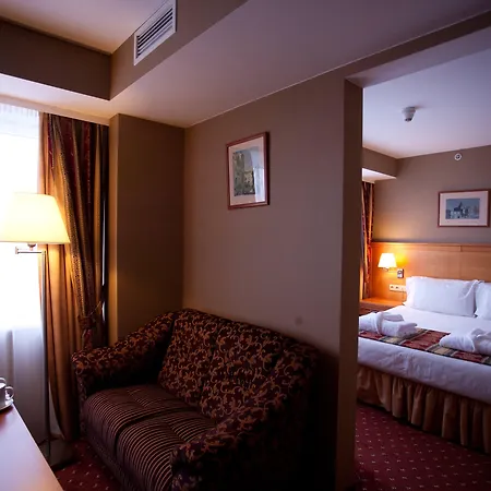 Park Plaza Hotel, Restaurant & Terrace, Panorama Bar, Conference & Banquet Center