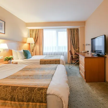 Hotel Park Plaza Hotel, Restaurant & Terrace, Panorama Bar, Conference & Banquet Center