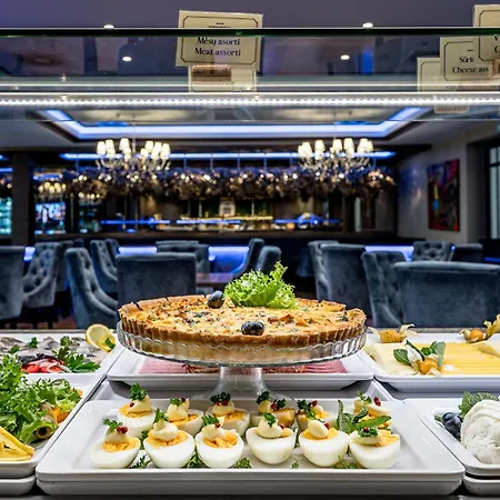 Hotel Park Plaza Hotel, Restaurant & Terrace, Panorama Bar, Conference & Banquet Center