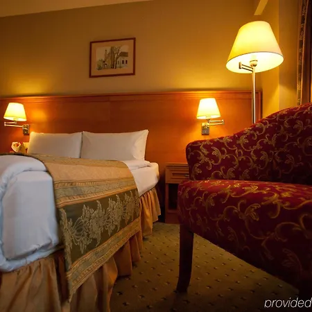 Hotel Park Plaza Hotel, Restaurant & Terrace, Panorama Bar, Conference & Banquet Center 4*