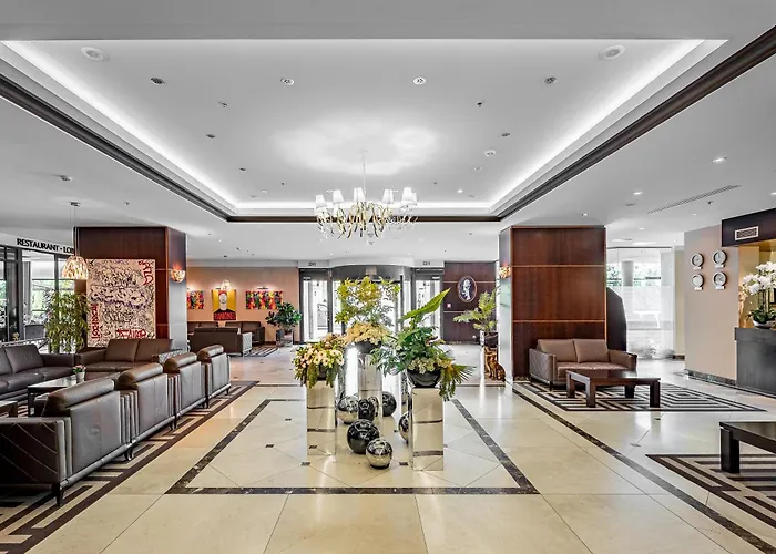 Park Plaza & Spa, Restaurant, Panorama Bar, Conference & Banquet Center Вильнюс