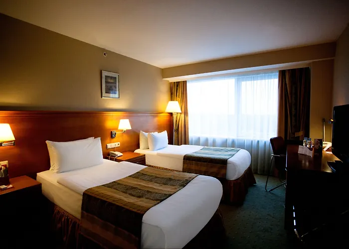 Park Plaza & Spa, Restaurant, Panorama Bar, Conference & Banquet Center Hotel Wilna