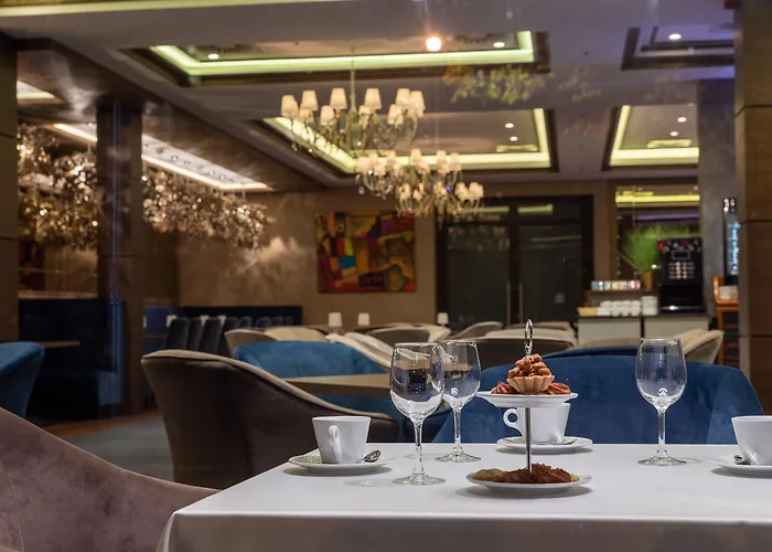 Park Plaza & Spa, Restaurant, Panorama Bar, Conference & Banquet Center 4* Wilna