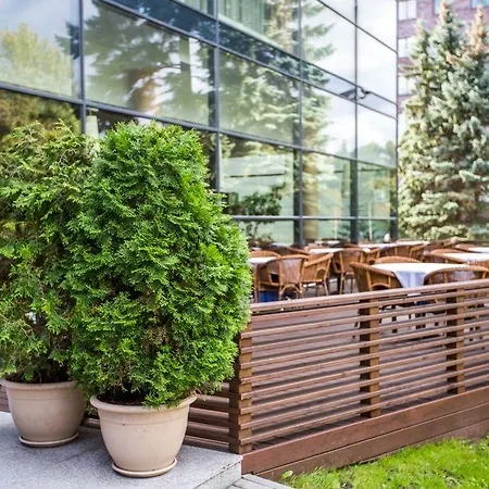 Szálloda Park Plaza & Spa, Restaurant, Panorama Bar, Conference & Banquet Center Vilnius