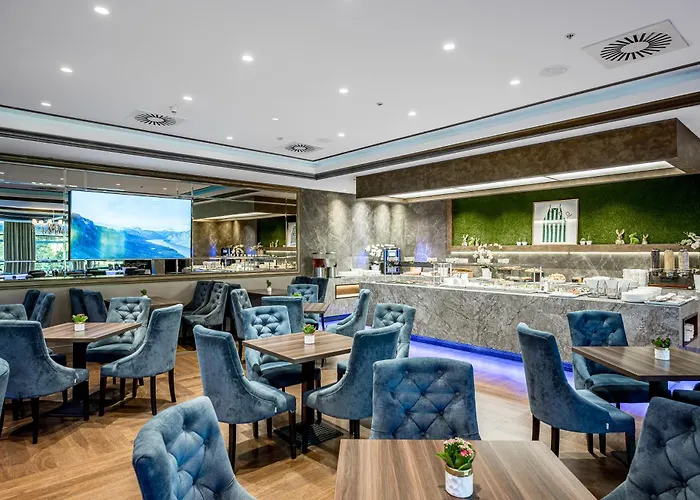 Park Plaza & Spa, Restaurant, Panorama Bar, Conference & Banquet Center Готель Вільнюс